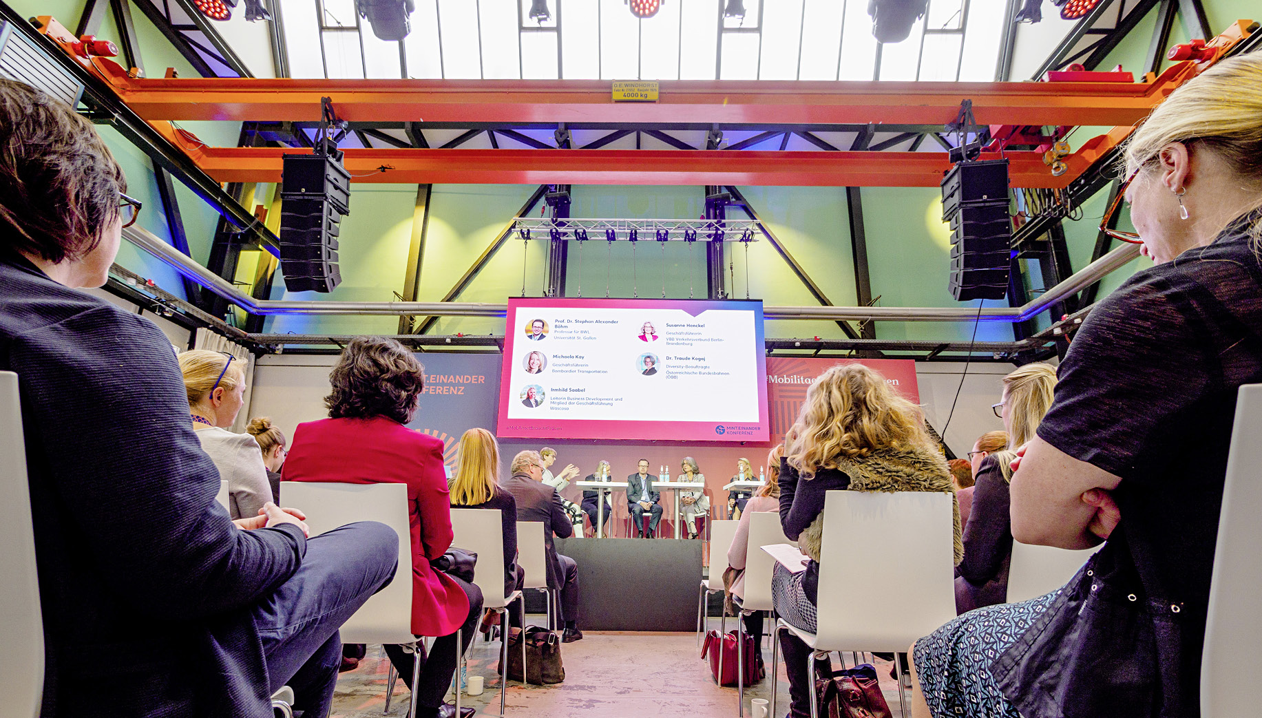 Konferenz „MINT.einander“: Der Tagungssaal auf dem Euref-Campus in Berlin